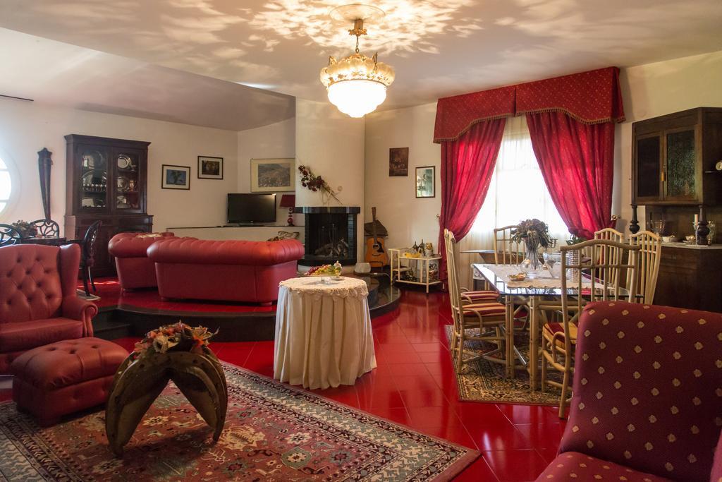 Agriturismo La Locanda Del Parco Morano Calabro Buitenkant foto